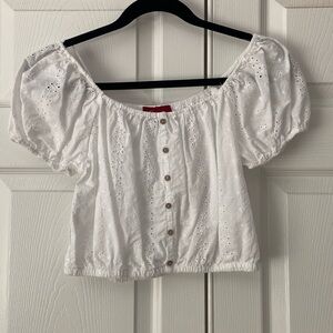 Crop Top Eyelet